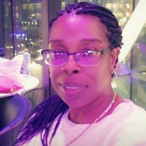 Meet your Posher, Chrisie